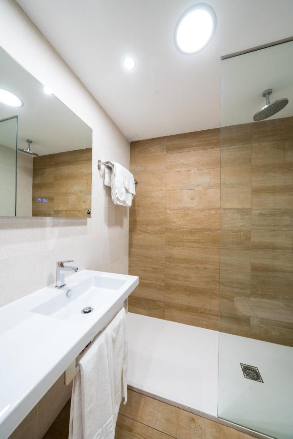 Hotel La Colina Херия Экстерьер фото