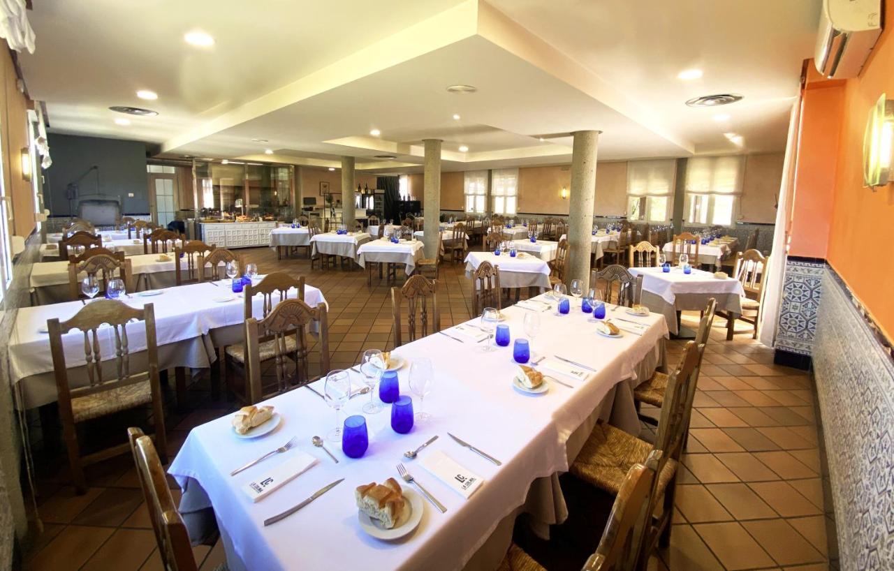 Hotel La Colina Херия Экстерьер фото