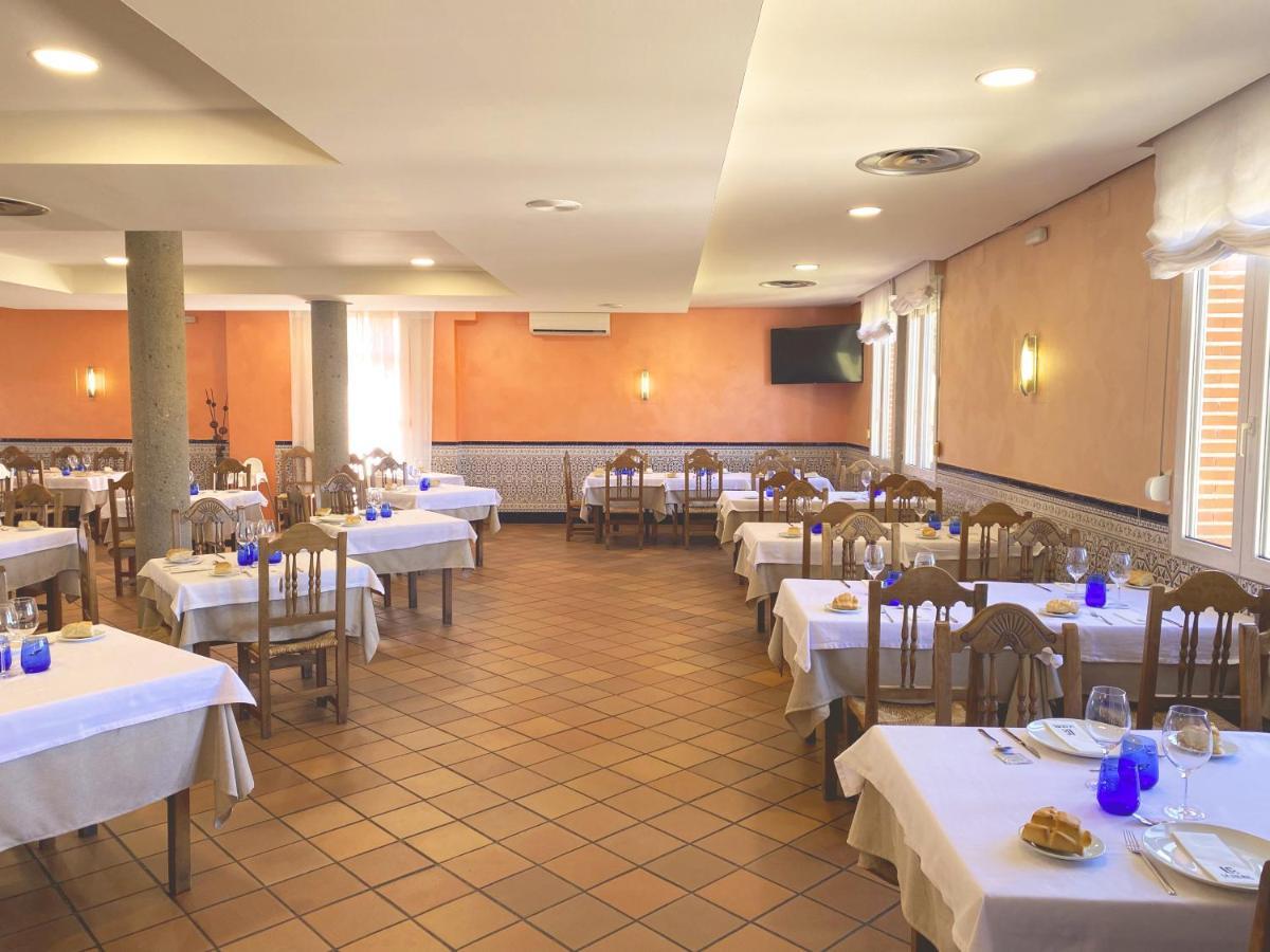 Hotel La Colina Херия Экстерьер фото